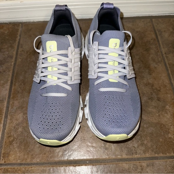 New On Cloud Cloudswift 3 Running Shoe Sneaker sz 7.5 - Picture 2 of 4